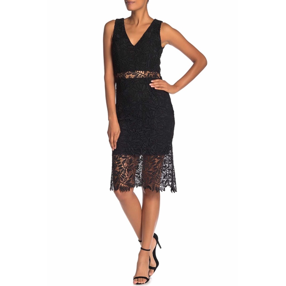 NSR Primm Awesome V-Neck Detailed Lace Dress